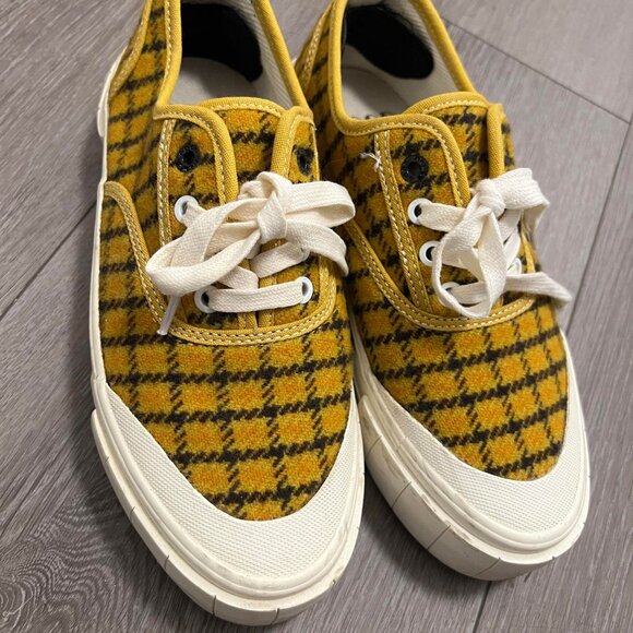 Good News Plaid Sneakers Size 7 (UK4) - Picture 2 of 2